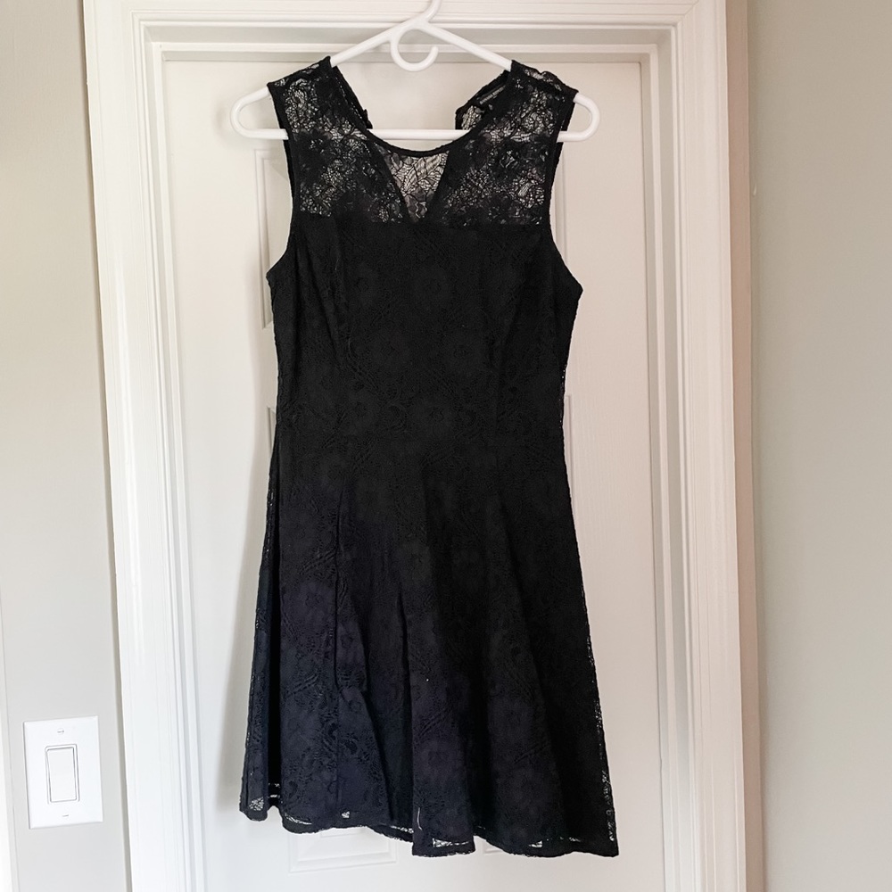 Banana Republic black lace dress